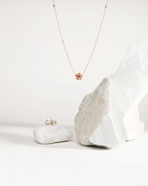 Collier, or rouge 18k, cornaline|OMEGA Clearance