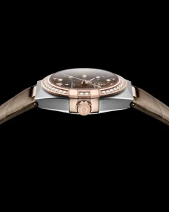 36 mm, acier ‑ or « Sedna™ » sur bracelet en cuir|OMEGA Sale