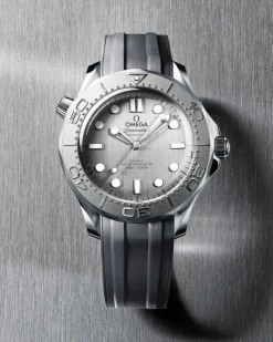 42 mm, acier sur bracelet caoutchouc|OMEGA New