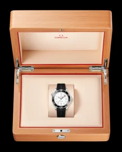 42 mm, acier sur bracelet caoutchouc|OMEGA Online