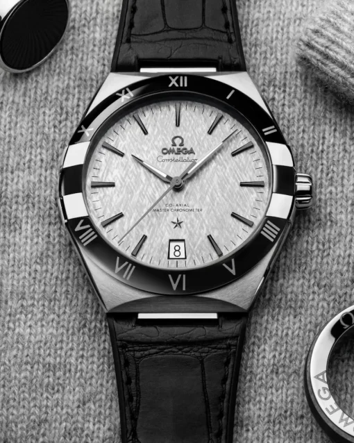 41 mm, acier sur bracelet en cuir|OMEGA Clearance