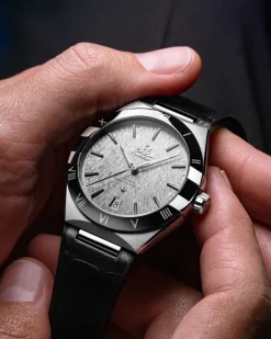 41 mm, acier sur bracelet en cuir|OMEGA Clearance