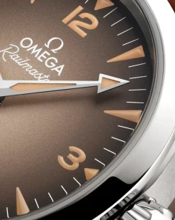 38 mm, acier sur bracelet en cuir|OMEGA Hot