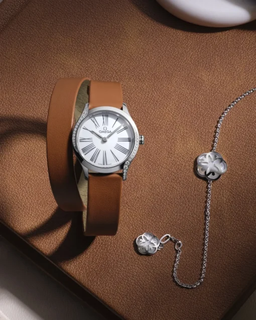 26 mm, acier sur cuir|OMEGA Best