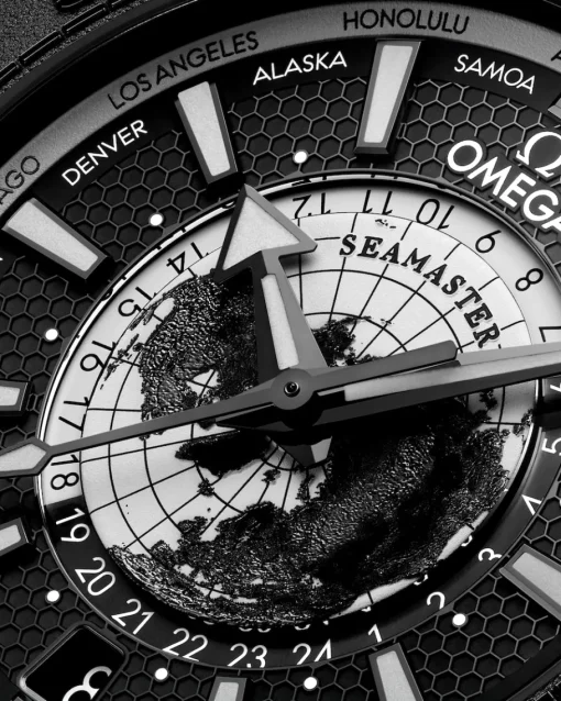 45,5 mm, céramique noire sur bracelet caoutchouc|OMEGA Hot