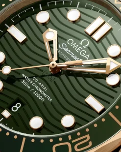 42 mm, or Moonshine™ sur bracelet caoutchouc|OMEGA Discount