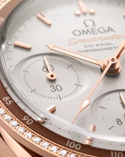 38 mm, or Sedna™ sur bracelet en cuir|OMEGA Clearance