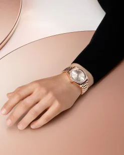 38 mm, or Sedna™ sur or Sedna™|OMEGA Fashion
