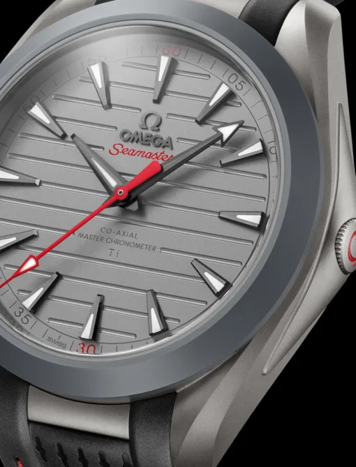 41 mm, titane sur bracelet caoutchouc|OMEGA Clearance