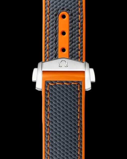 43,5 mm, titane sur bracelet caoutchouc|OMEGA Online