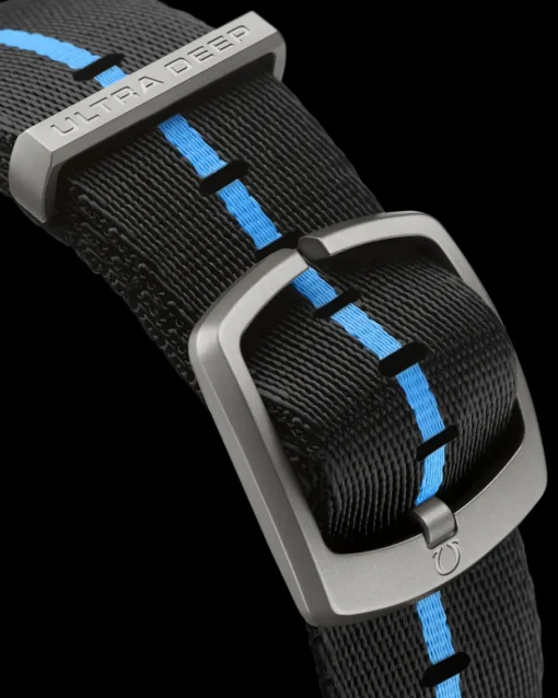 45,5 mm, titane sur bracelet NATO|OMEGA New